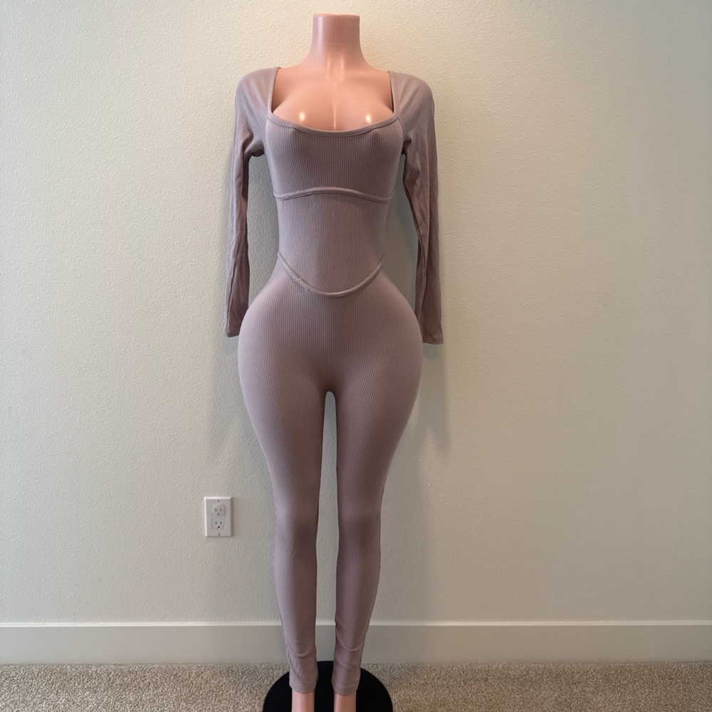 Fashion Nova Lavender Long Sleeve Bodysuit